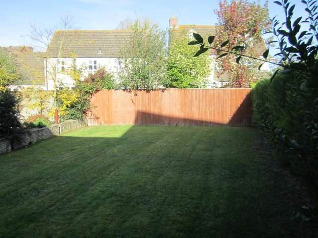  Image of 2 Bedroom End of Terrace to rent at Lechlade Gloucestershire, GL7 3SE