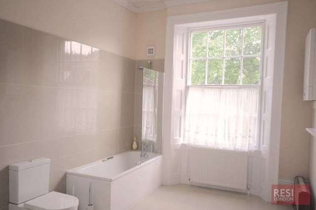  Image of Flat for sale at Regent Square  London, WC1H 8HZ