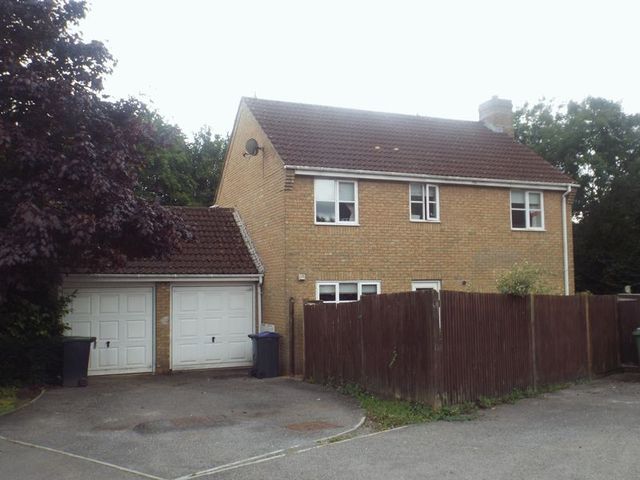 Image of 4 Bedroom Detached for sale at Saffron Meadow  Calne, SN11 0RR