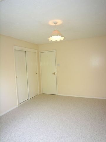  Image of 4 Bedroom Detached for sale at Saffron Meadow  Calne, SN11 0RR