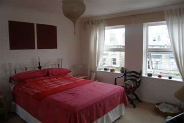  Image of 2 Bedroom Flat to rent at Hove, BN3 3AA