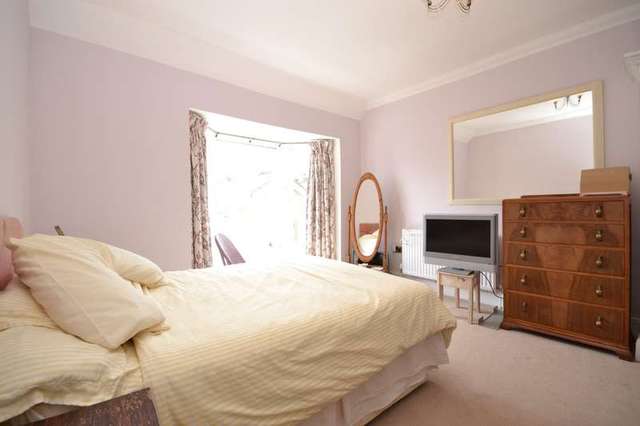  Image of 4 Bedroom Detached for sale at Old Shanklin Isle Of Wight Shanklin, PO37 6PP