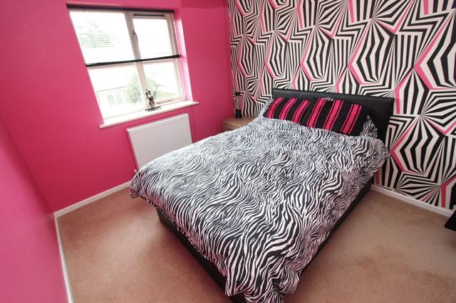  Image of 2 Bedroom Flat for sale at Grove Road Shirley Southampton, SO15 3GG