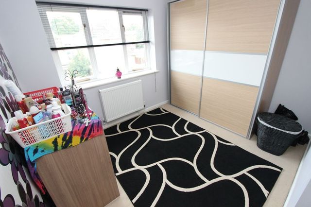  Image of 2 Bedroom Flat for sale at Grove Road Shirley Southampton, SO15 3GG