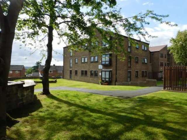  Image of 2 Bedroom Flat for sale at Leeds West Yorkshire Leeds, LS19 7XW