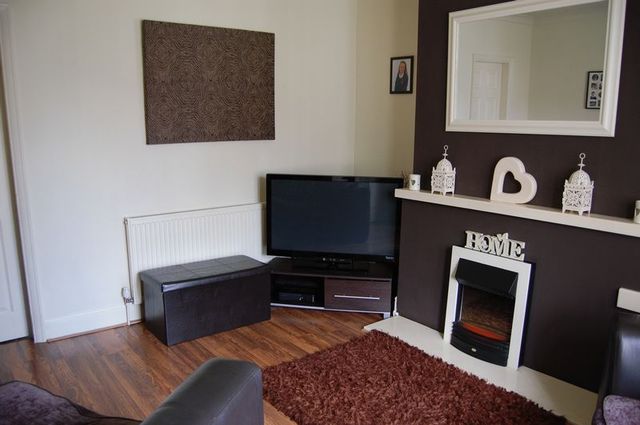  Image of 3 Bedroom Semi-Detached for sale at Stopes Road Little Lever Bolton, BL3 1NN