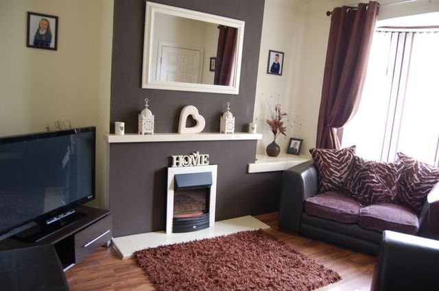  Image of 3 Bedroom Semi-Detached for sale at Stopes Road Little Lever Bolton, BL3 1NN