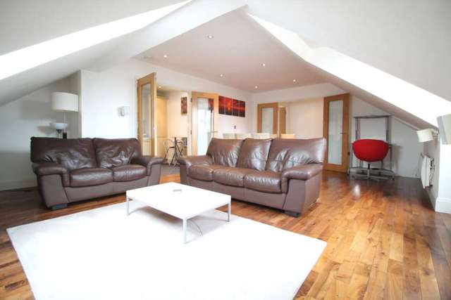  Image of 2 Bedroom Apartment to rent at Tanyard House High Street Brentford, TW8 8LJ