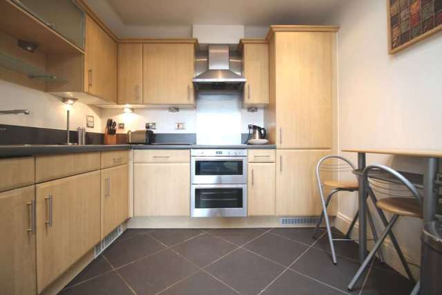  Image of 2 Bedroom Apartment to rent at Tanyard House High Street Brentford, TW8 8LJ