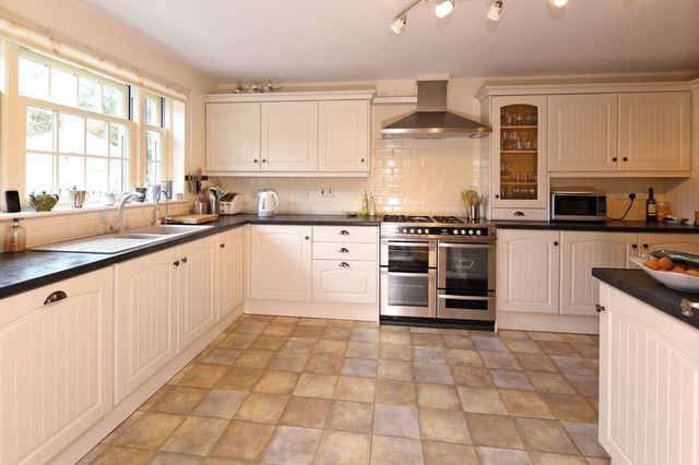  Image of 4 Bedroom Terraced for sale at The Woodlands Jackfield Telford, TF8 7LN