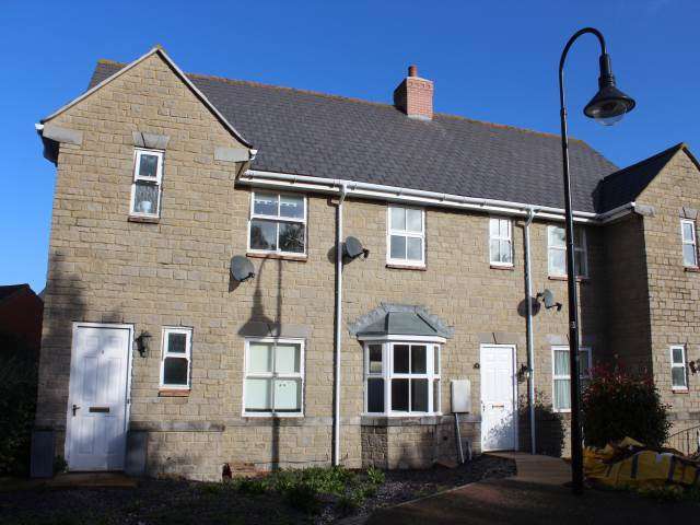  Image of 2 Bedroom Detached to rent at Weston Village Weston-super-Mare West Wick, BS24 7ET