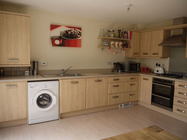  Image of 3 Bedroom Detached to rent at Elsanta Crescent Titchfield Common Fareham, PO14 4FS