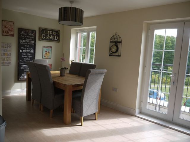  Image of 3 Bedroom Detached to rent at Elsanta Crescent Titchfield Common Fareham, PO14 4FS