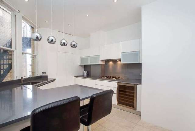  Image of 4 Bedroom Flat for sale at Torrington Place  London, WC1E 7HE