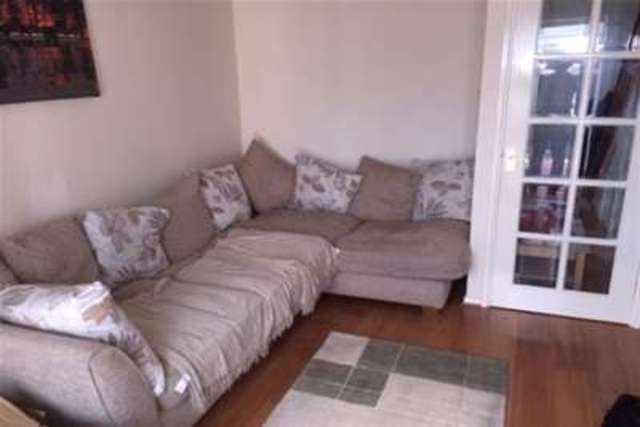  Image of 2 Bedroom Terraced to rent at Bristol, BS4 3AG