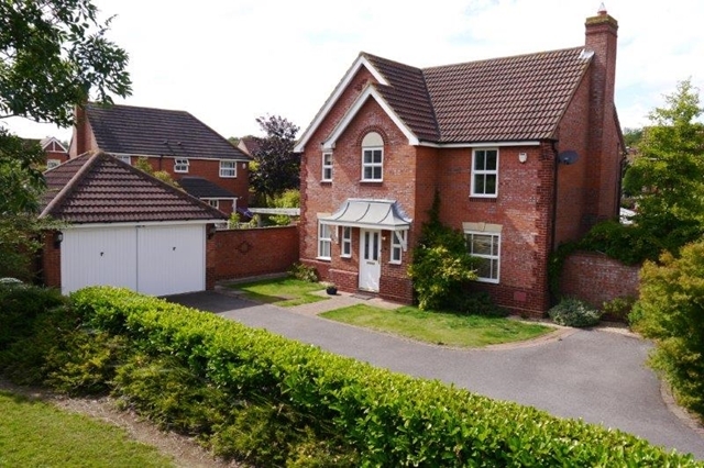  Image of 4 Bedroom Detached to rent at Langerstone Lane Tattenhoe Milton Keynes, MK4 3BZ