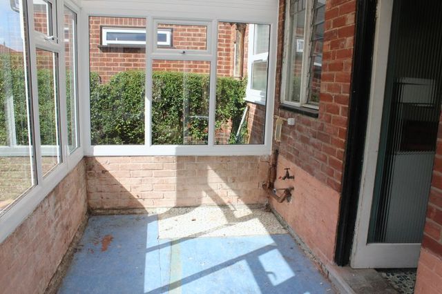  Image of 2 Bedroom Detached for sale at Vegal Crescent Englefield Green Egham, TW20 0QF