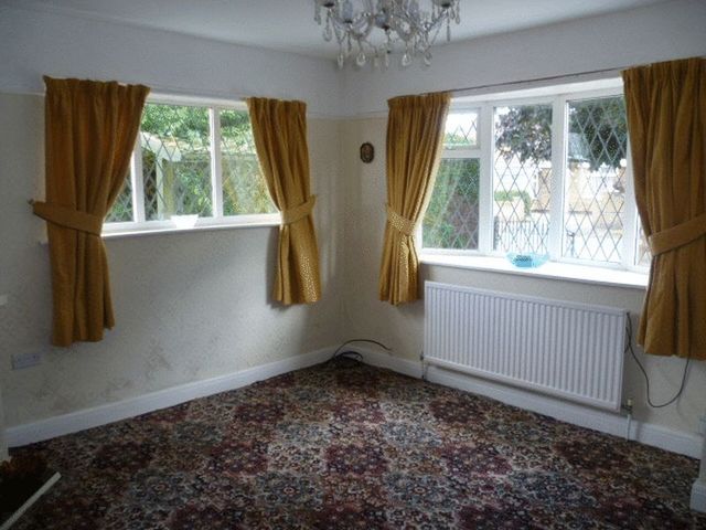  Image of 2 Bedroom Detached for sale at Waterloo Road  Mablethorpe, LN12 1JU