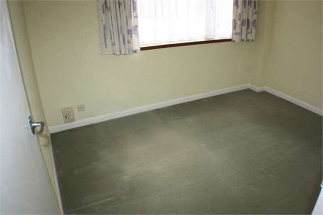  Image of 1 Bedroom Flat to rent at Hatch End Hatch End, HA5 4JL