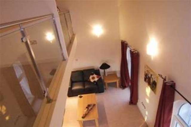  Image of 2 Bedroom Flat to rent at Wakefield, WF1 1LG