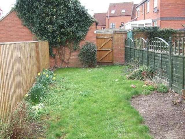  Image of 2 Bedroom Terraced to rent at Wantage, OX12 9AE