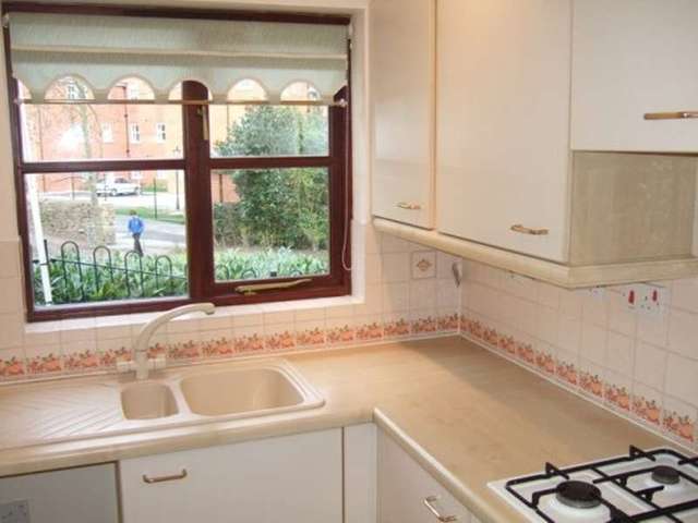  Image of 2 Bedroom Terraced to rent at Wantage, OX12 9AE