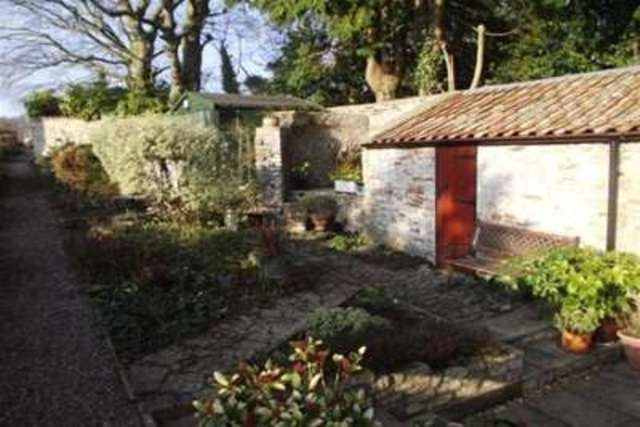  Image of 2 Bedroom Terraced to rent at Wells, BA5 2PF