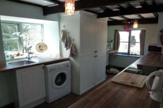  Image of 3 Bedroom Detached to rent at Upper Mayfield, DE6 2HQ