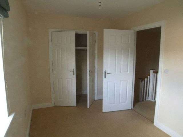  Image of 2 Bedroom Terraced to rent at Weeks Rise  Camelford, PL32 9UY