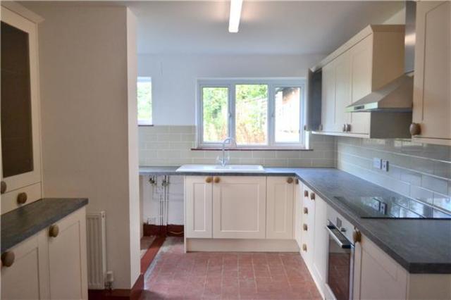  Image of 2 Bedroom Cottage to rent at Pigdown Lane Hever Hever, TN8 7LX