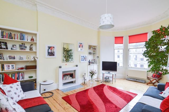  Image of 2 Bedroom Flat for sale at Elm Row Leith Walk Edinburgh, EH7 4AQ