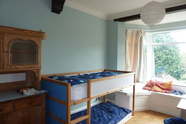  Image of 4 Bedroom Semi-Detached to rent at Clennon Rise  Paignton, TQ4 5HG