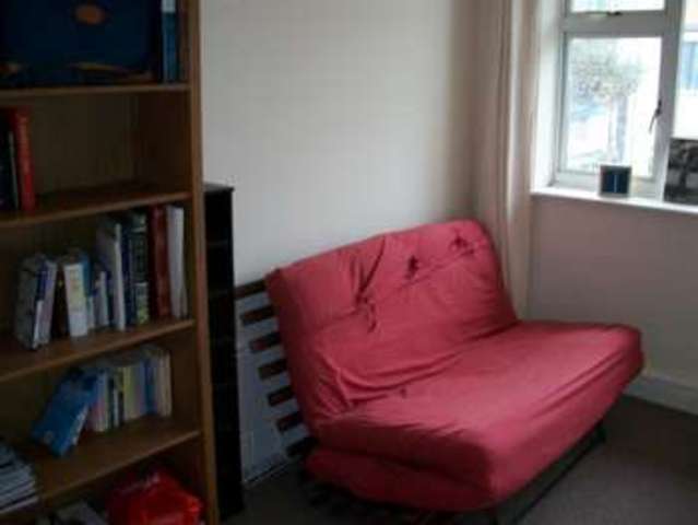  Image of 4 Bedroom Terraced to rent at Brighton, BN2 5TH