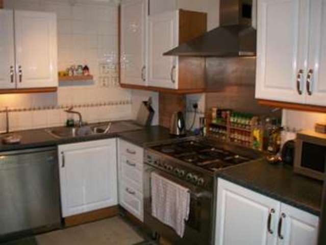  Image of 4 Bedroom Terraced to rent at Brighton, BN2 5TH