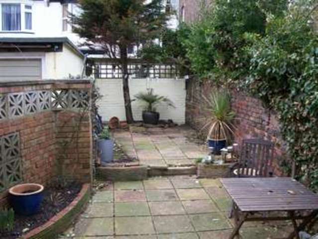  Image of 4 Bedroom Terraced to rent at Brighton, BN2 5TH