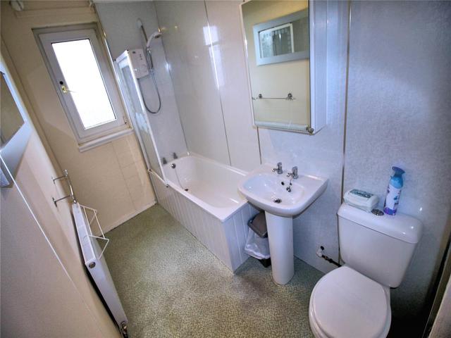  Image of 2 Bedroom Flat to rent at Cornhill Aberdeen Aberdeen, AB16 5YR