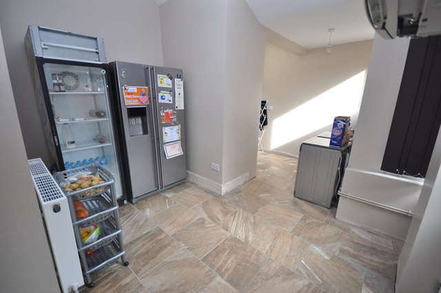  Image of 6 Bedroom Terraced for sale at Darwen Lancashire, BB3 2SF