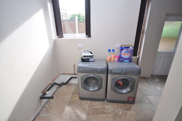  Image of 6 Bedroom Terraced for sale at Darwen Lancashire, BB3 2SF