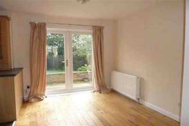  Image of 4 Bedroom Detached to rent at Glasgow, G74 4TB