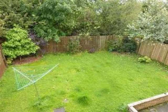  Image of 4 Bedroom Detached to rent at Glasgow, G74 4TB