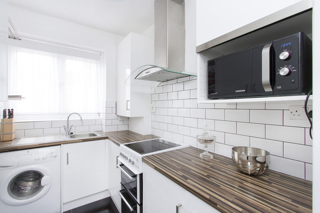  Image of 1 Bedroom Apartment for sale at Blackwall Lane Greenwich London, SE10 0RE