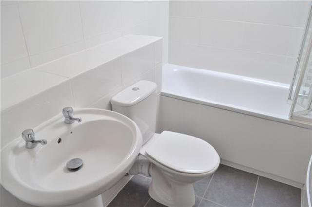  Image of Flat to rent at Barnet Hertfordshire Hertfordshire, EN5 5JS