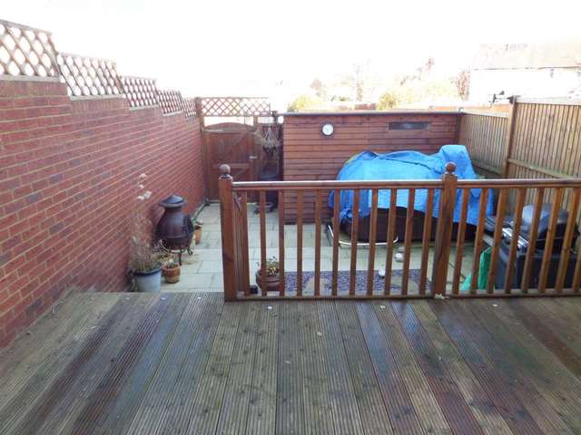  Image of 2 Bedroom End of Terrace to rent at Bonham Way Northfleet Gravesend, DA11 8FB