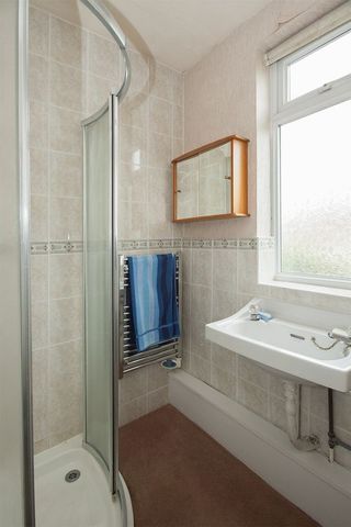  Image of 3 Bedroom Terraced for sale at Bromleigh Drive  Coventry, CV2 5LW