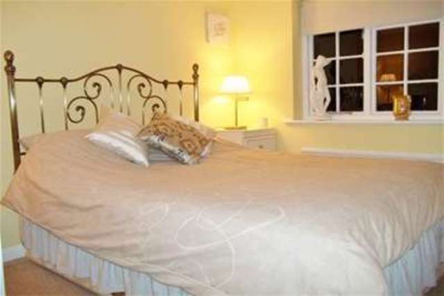  Image of 7 Bedroom Bungalow to rent at Hailsham, BN27 3LX