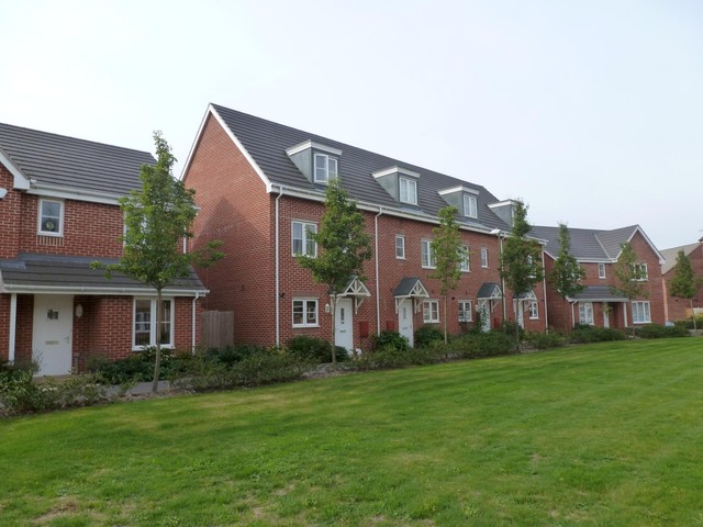  Image of 3 Bedroom End of Terrace to rent at Littlehampton, BN17 6FL