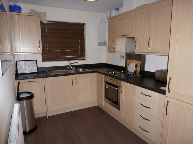  Image of 3 Bedroom End of Terrace to rent at Littlehampton, BN17 6FL