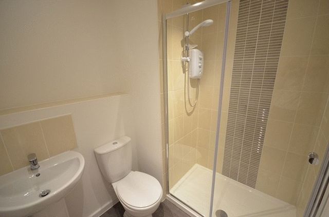  Image of 3 Bedroom Terraced to rent at Cinnamon Close Edgbaston Birmingham, B5 7SD