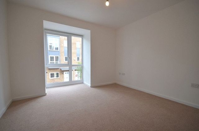  Image of 3 Bedroom Terraced to rent at Cinnamon Close Edgbaston Birmingham, B5 7SD