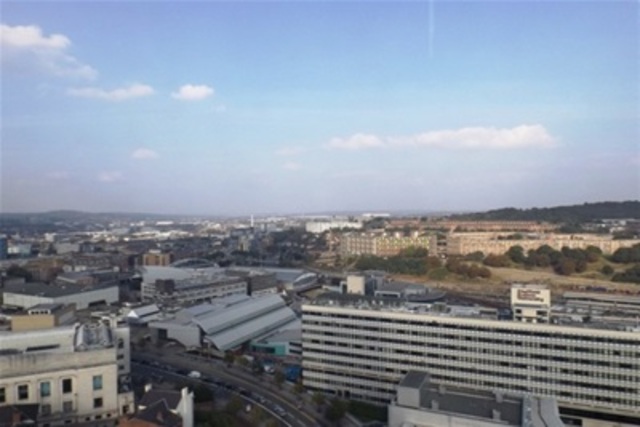  Image of 2 Bedroom Flat to rent at Sheffield, S1 2LL
